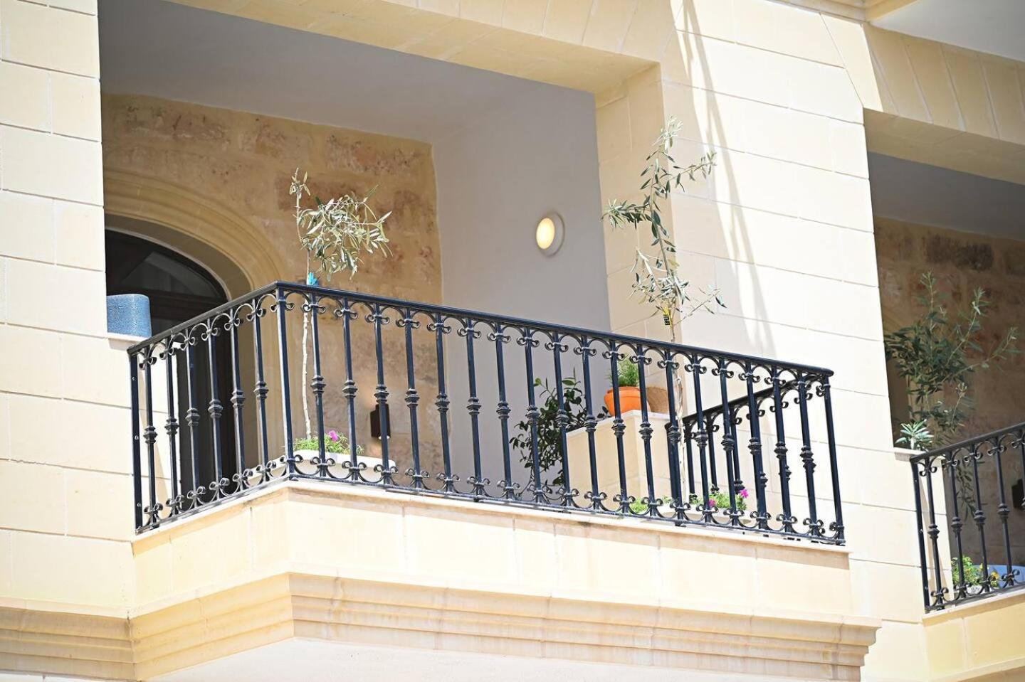 Fl 2 Ta'Lonza Luxury With Hot Tub By Homely Mellieħa Eksteriør billede
