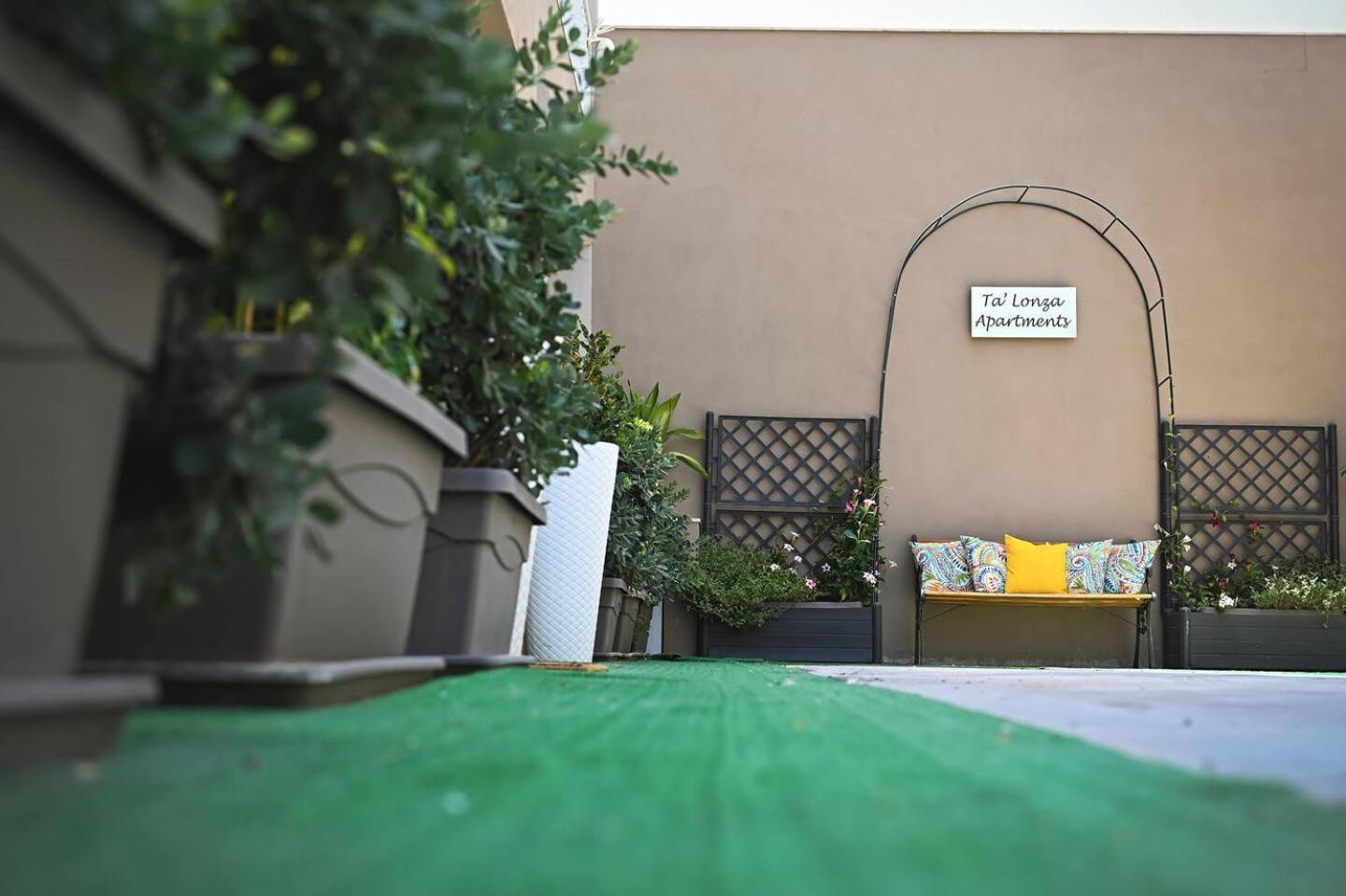 Fl 2 Ta'Lonza Luxury With Hot Tub By Homely Mellieħa Eksteriør billede