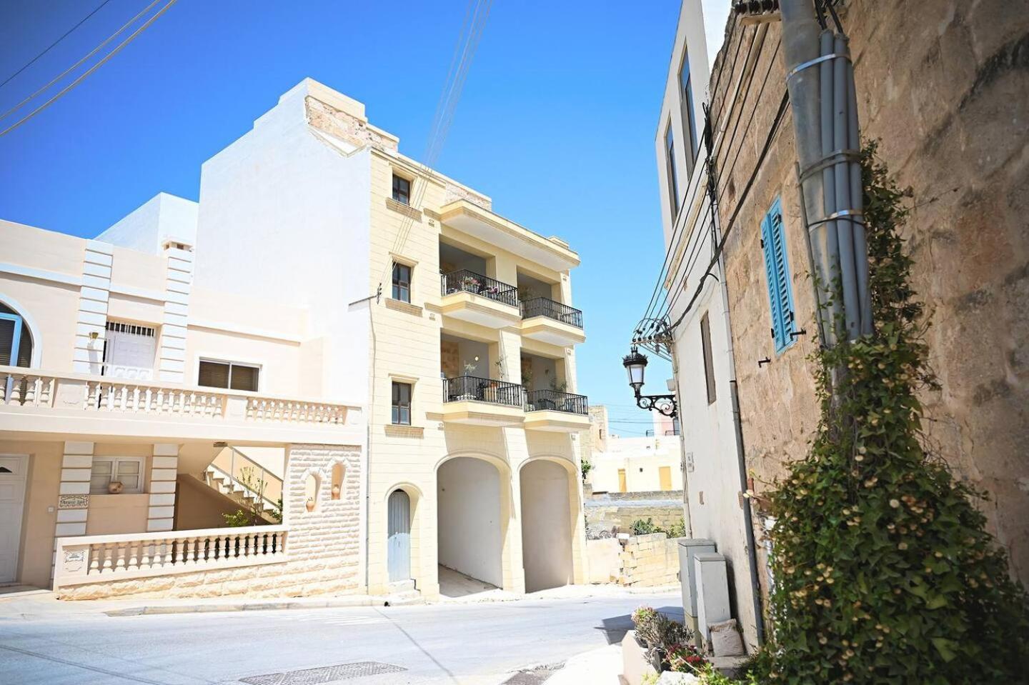 Fl 2 Ta'Lonza Luxury With Hot Tub By Homely Mellieħa Eksteriør billede