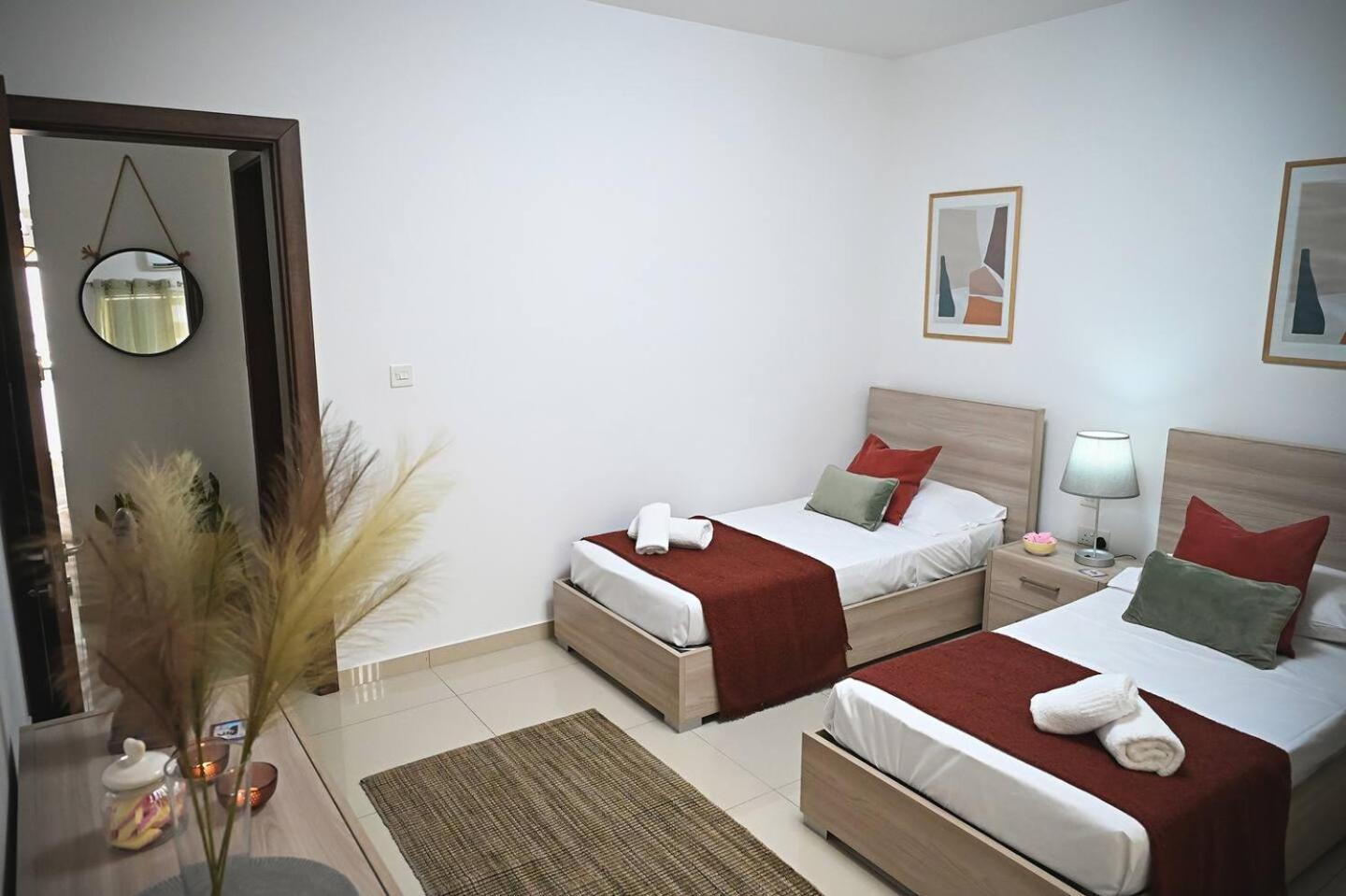 Fl 2 Ta'Lonza Luxury With Hot Tub By Homely Mellieħa Eksteriør billede