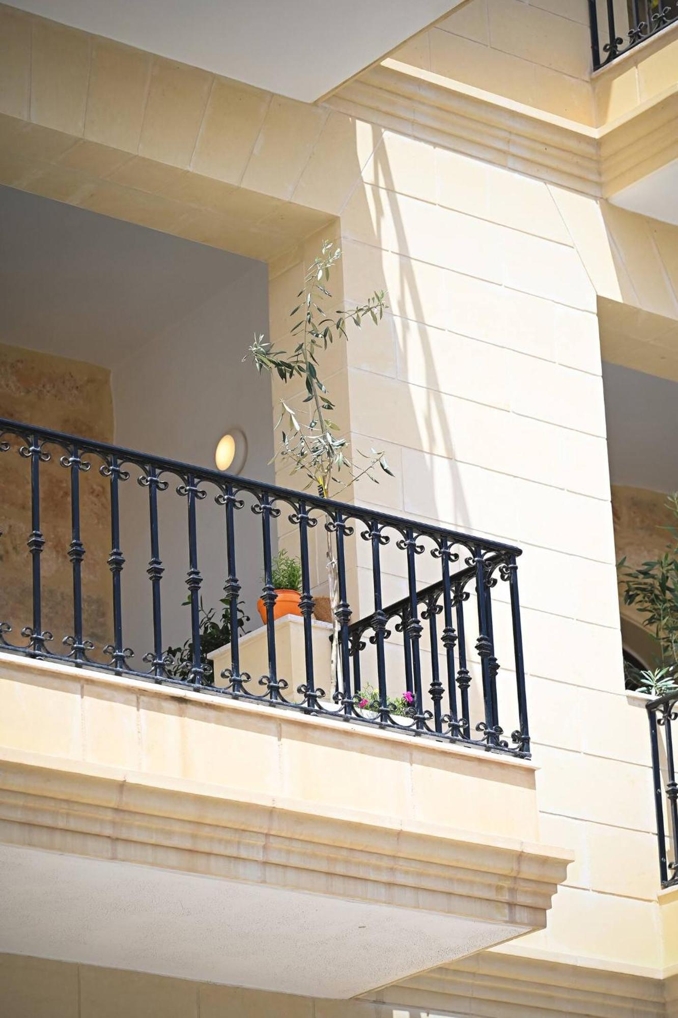 Fl 2 Ta'Lonza Luxury With Hot Tub By Homely Mellieħa Eksteriør billede